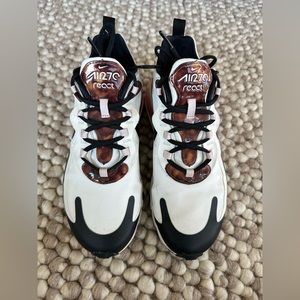 Nike Airmax sneakers